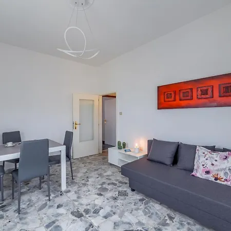Ospedale Sant'Orsola Pizzardi White Apartment Bologna Exterior photo