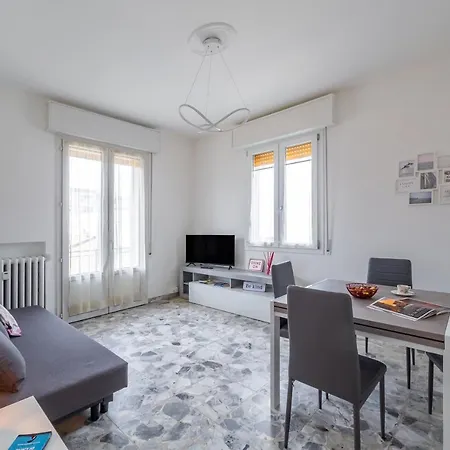 Ospedale Sant'Orsola Pizzardi White Apartment Bologna Exterior photo